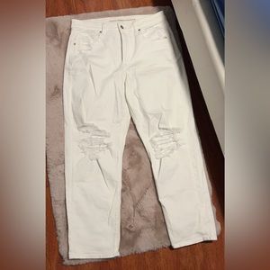Mom Jean like loose fit, size 12, color white